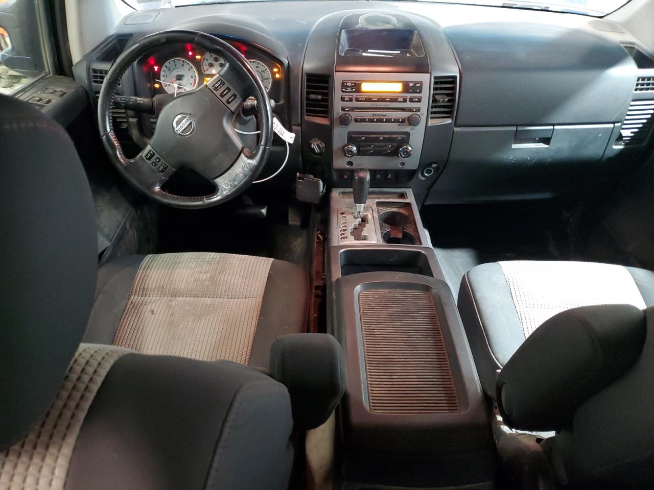 2012 Nissan Titan - Image 8