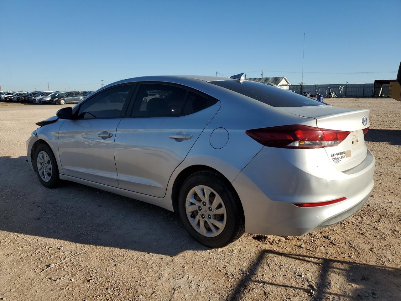 2017 Hyundai Elantra - Image 2