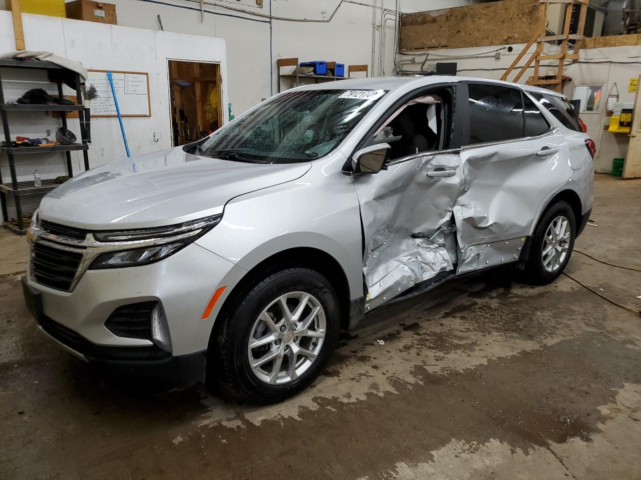 2022 Chevrolet Equinox - Image 1