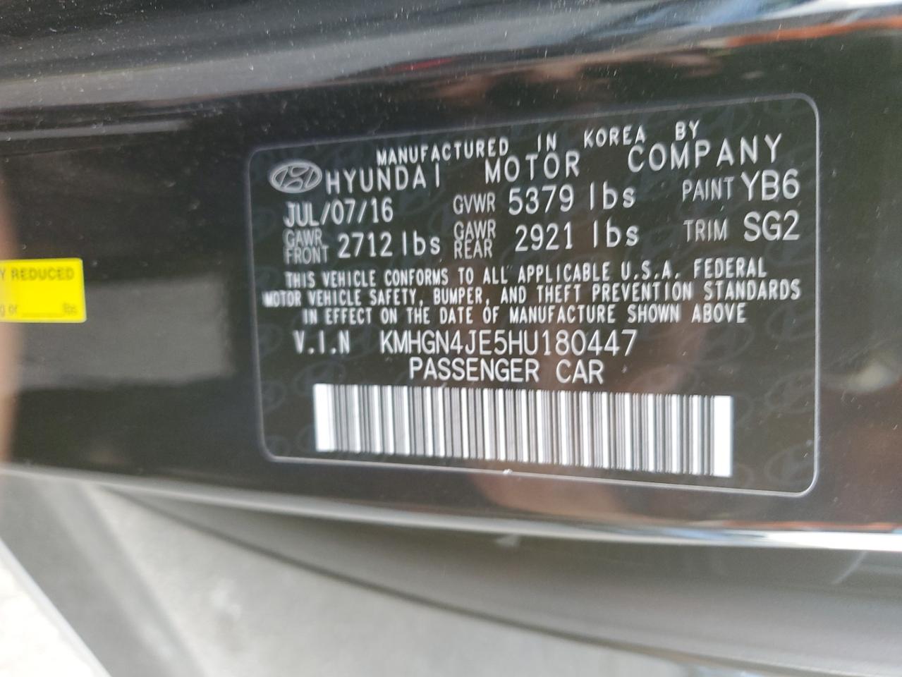 2017 Genesis G80 - Image 12