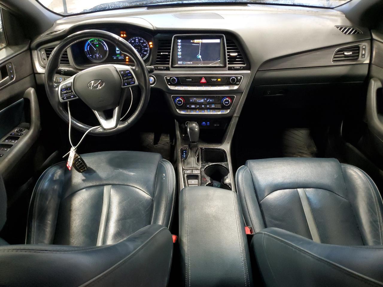 2018 Hyundai Sonata - Image 8