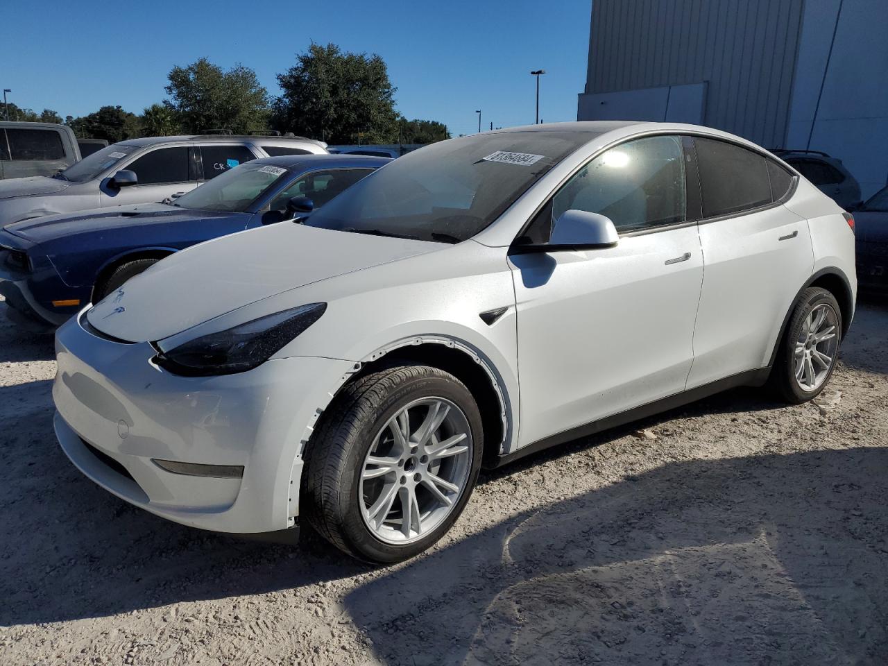 VIN 7SAYGDED2RF095390 2024 TESLA MODEL Y no.1