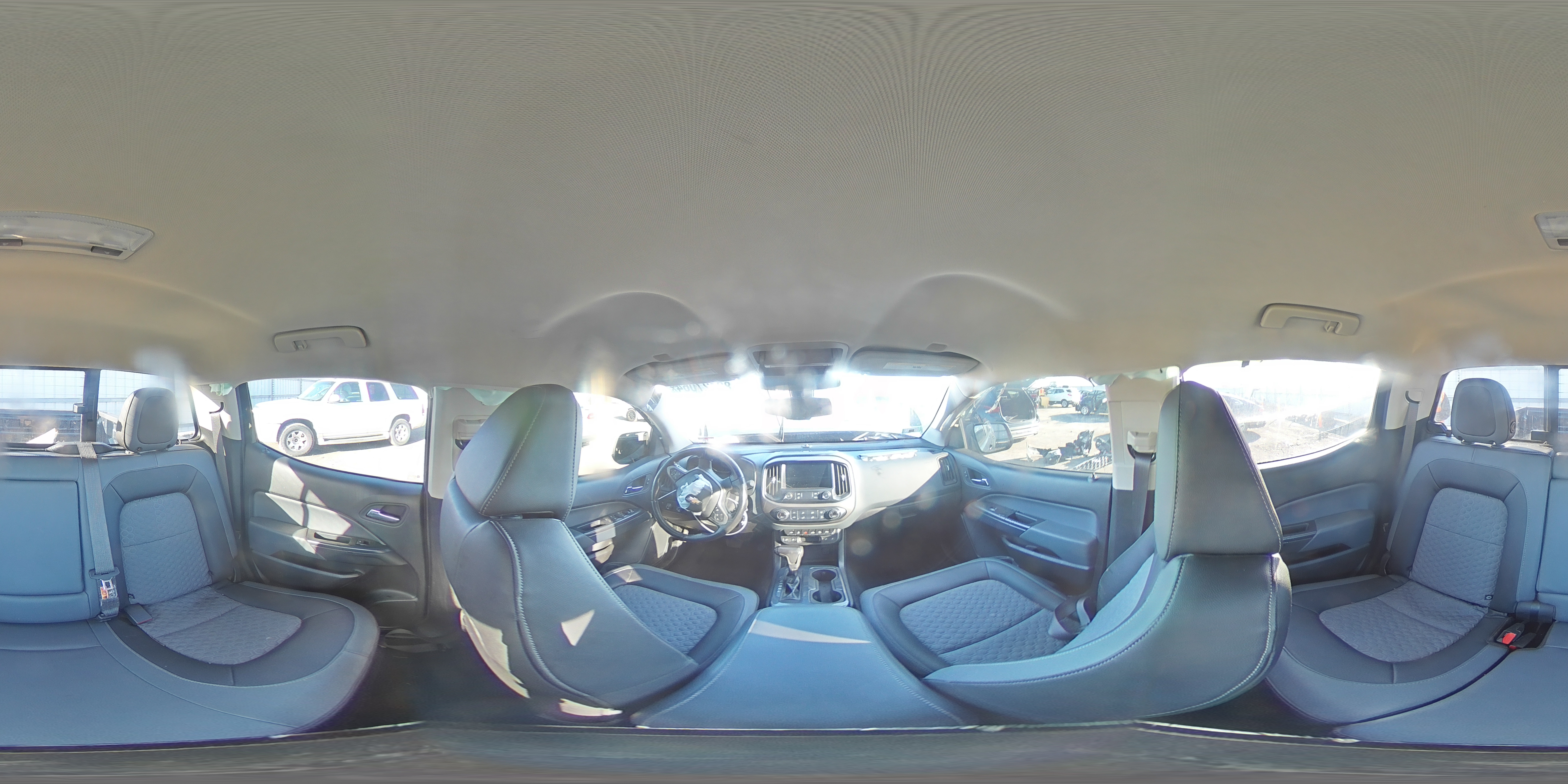 2019 Chevrolet Colorado - Image 12