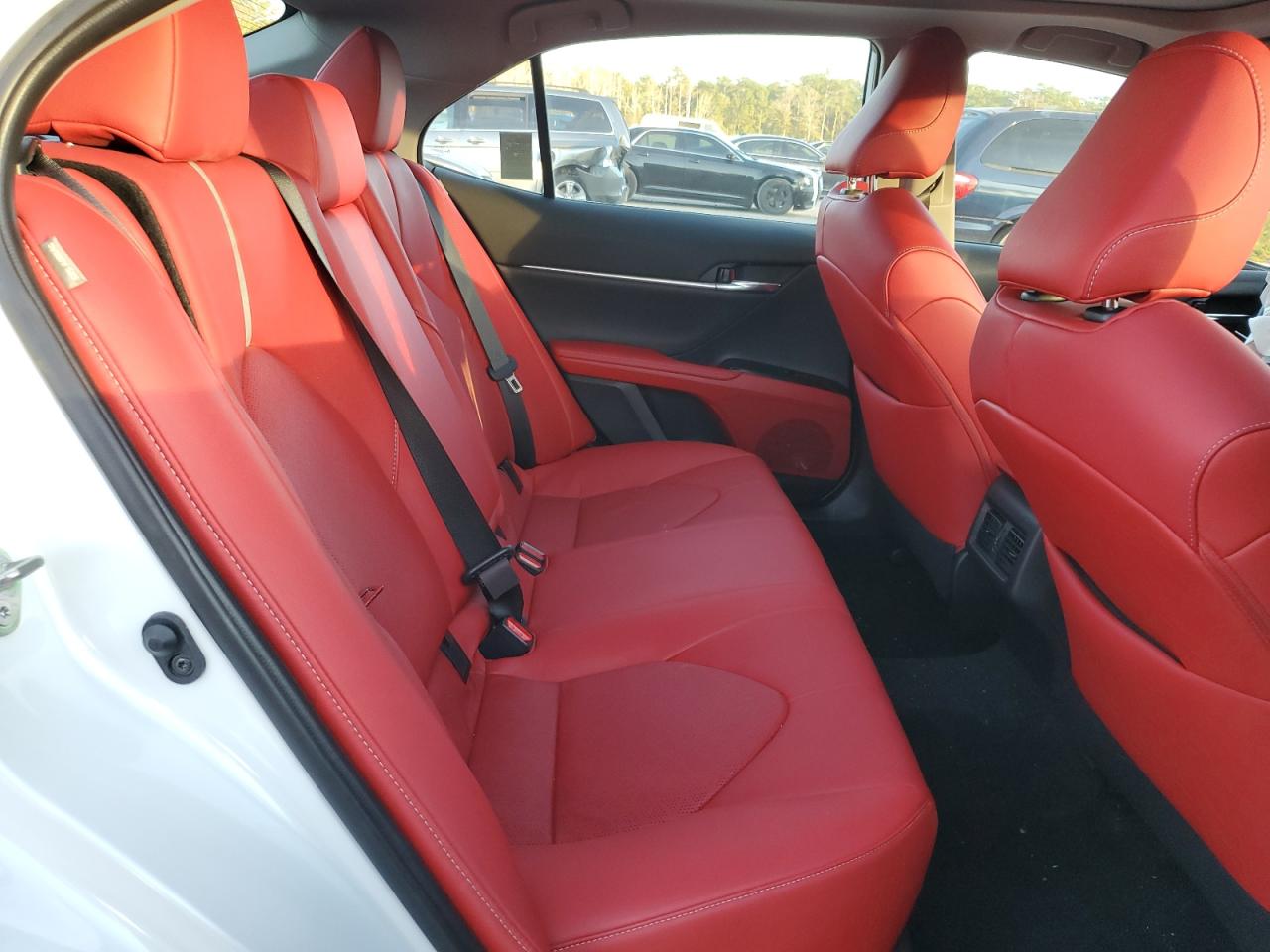2019 Toyota Camry - Image 10