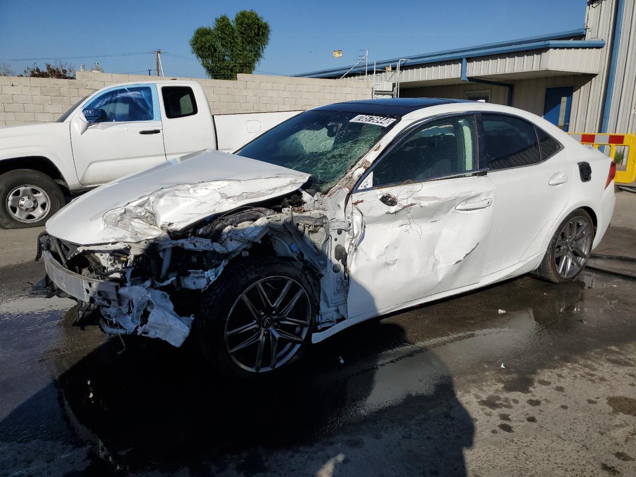 2016 Lexus IS - Image 1