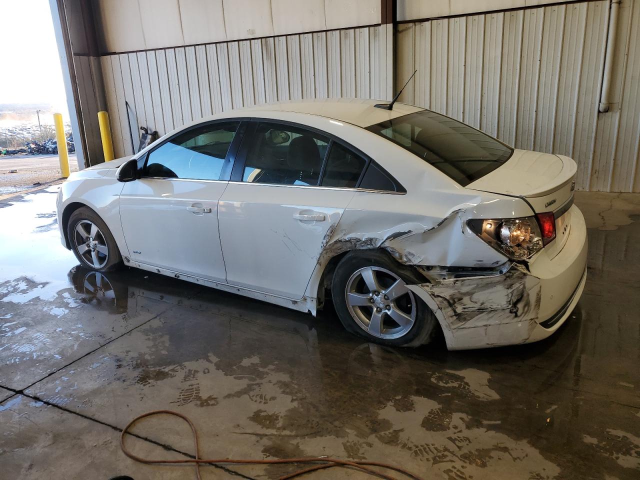 2012 Chevrolet Cruze - Image 2