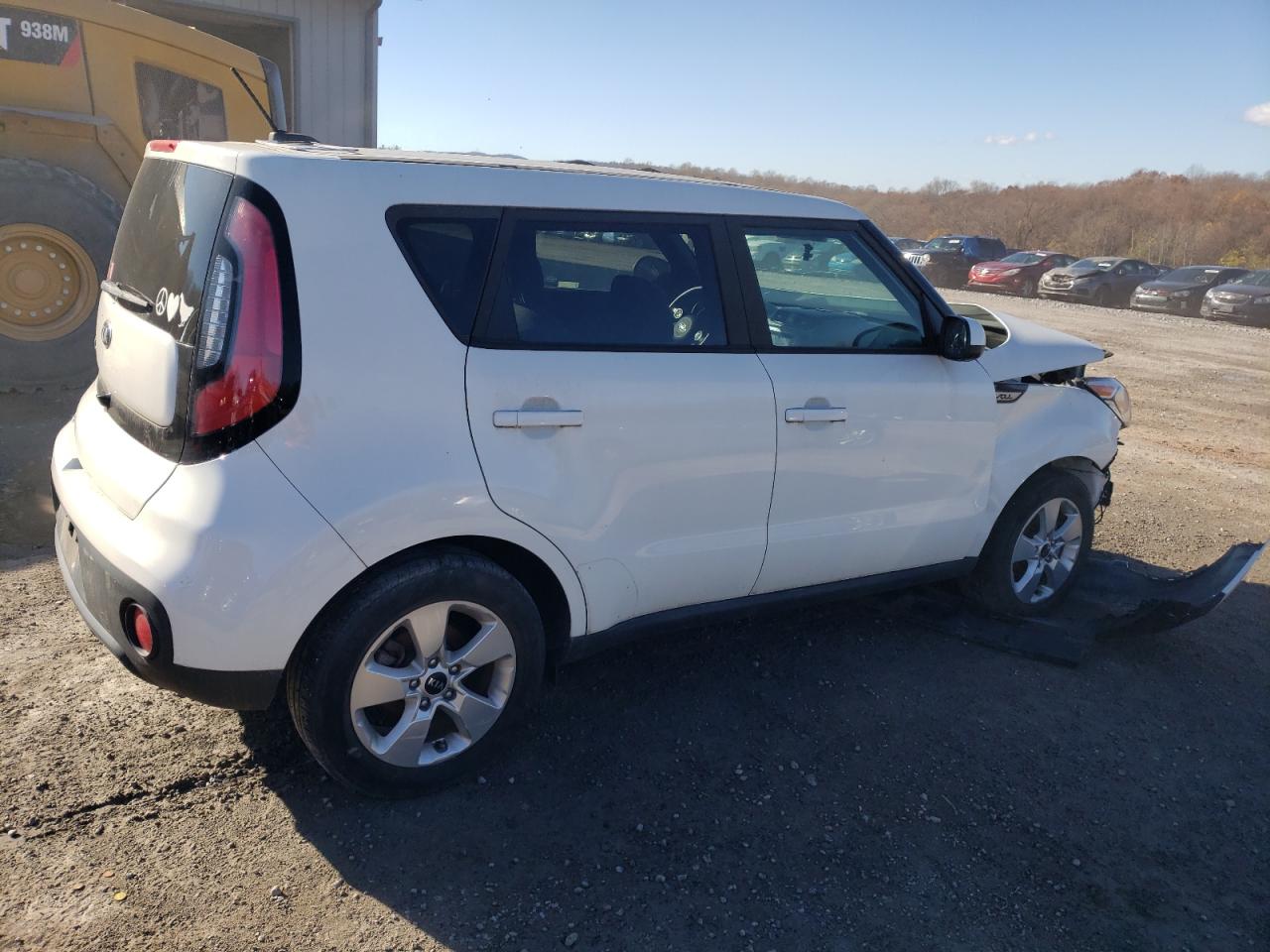 VIN KNDJN2A27K7015526 2019 KIA SOUL no.3