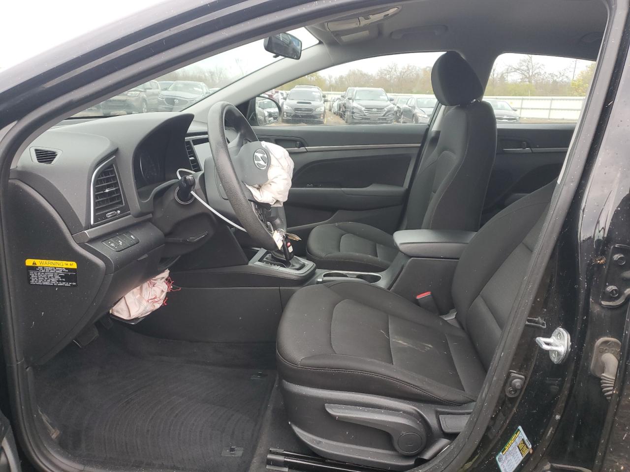 2018 Hyundai Elantra - Image 7