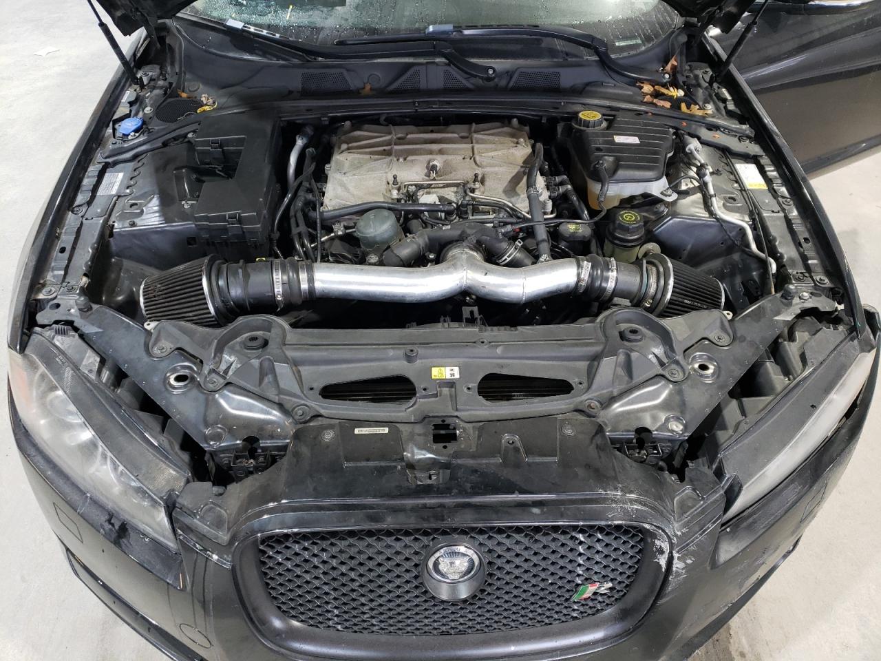 2013 Jaguar XF - Image 11