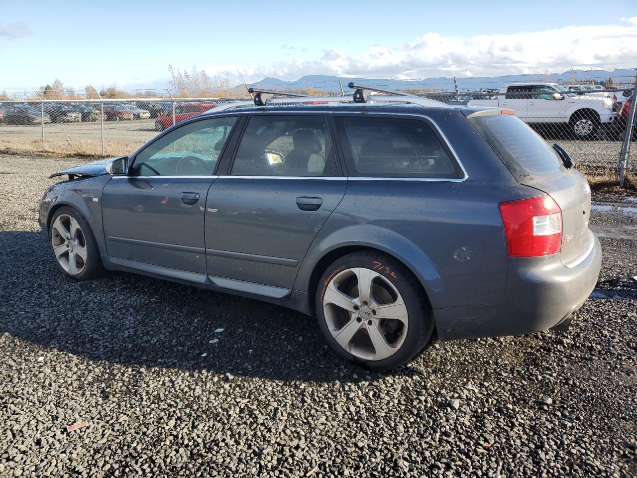 2005 Audi RS4 - Image 2