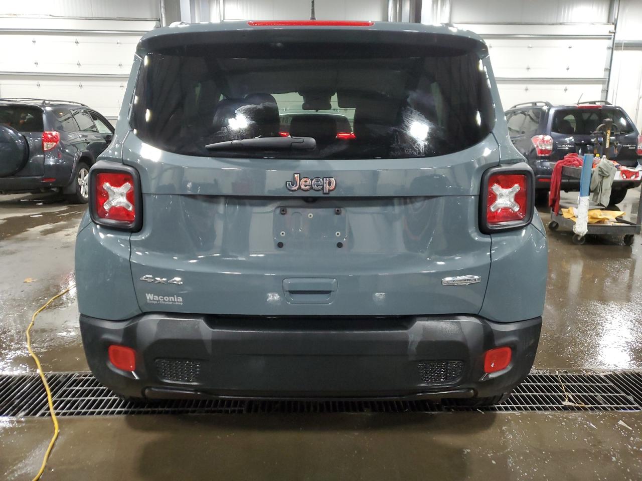 2018 Jeep Renegade - Image 6