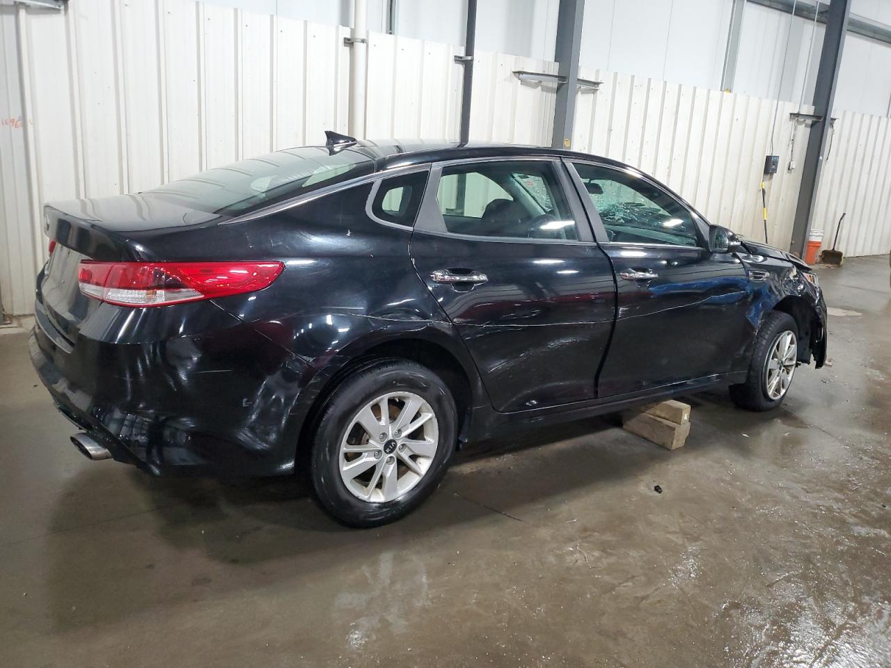 2018 Kia Optima - Image 3