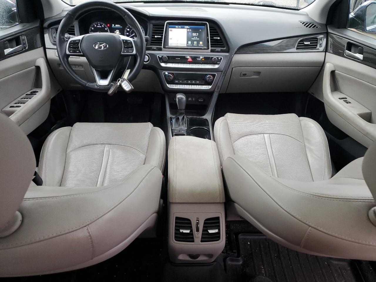 2019 Hyundai Sonata - Image 8