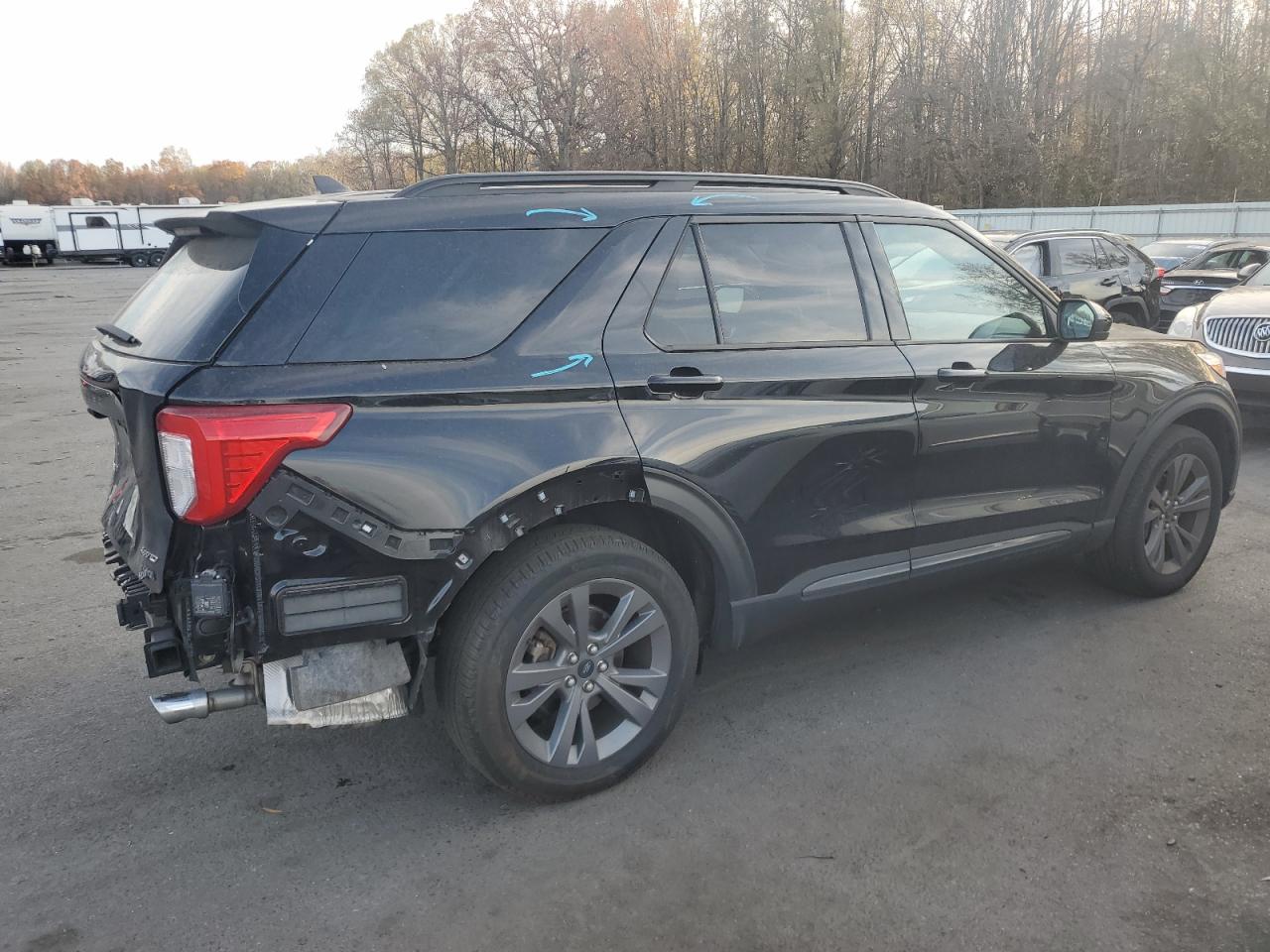2023 Ford Explorer - Image 3