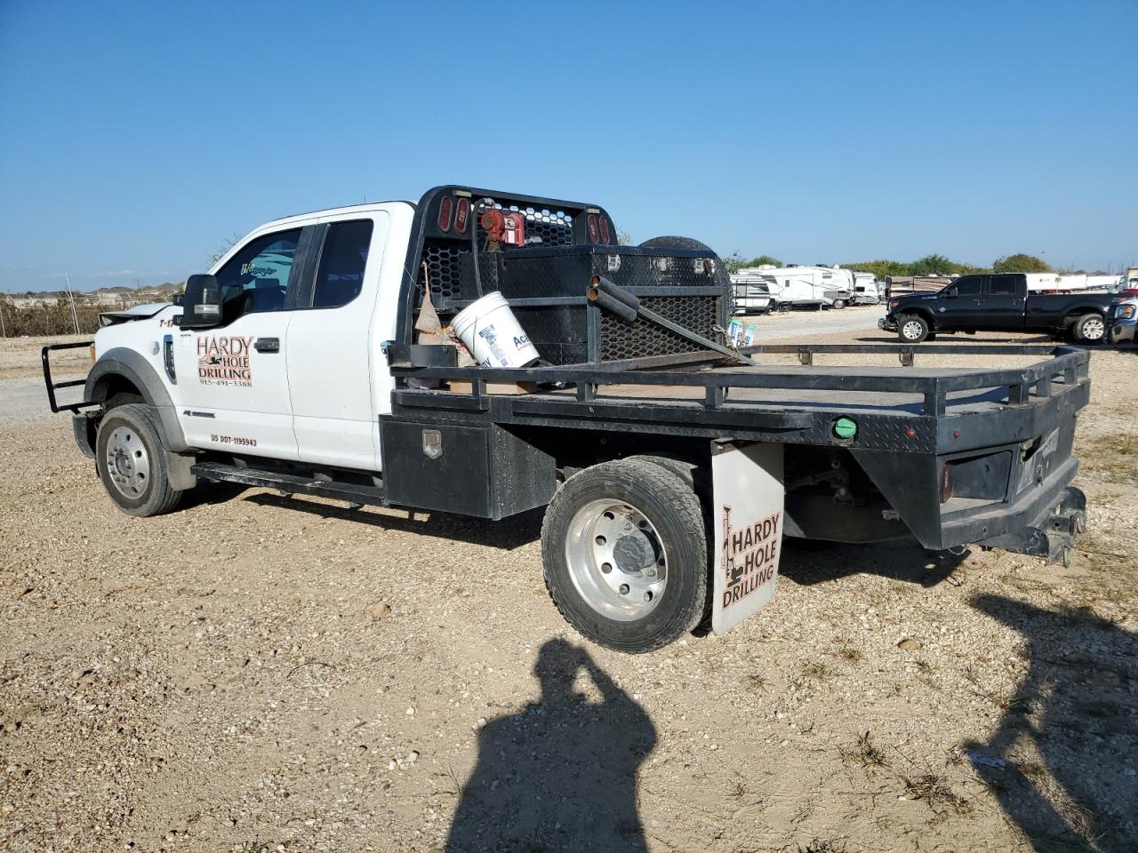 2017 Ford F550 - Image 2