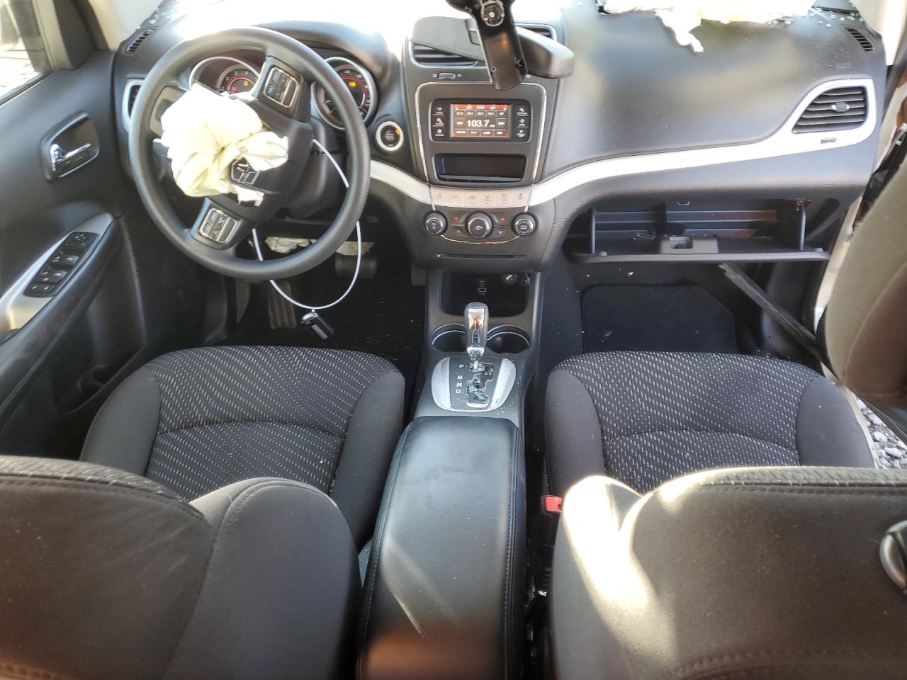 2018 Dodge Journey - Image 8
