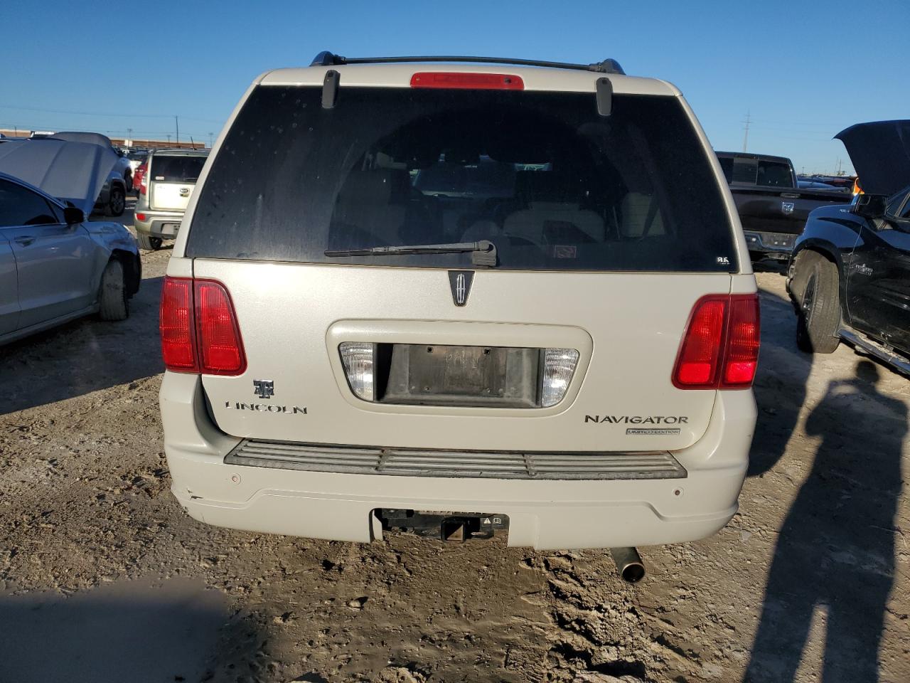 2006 Lincoln Navigator VIN: 5LMFU27516LJ26864 Lot: 81465774