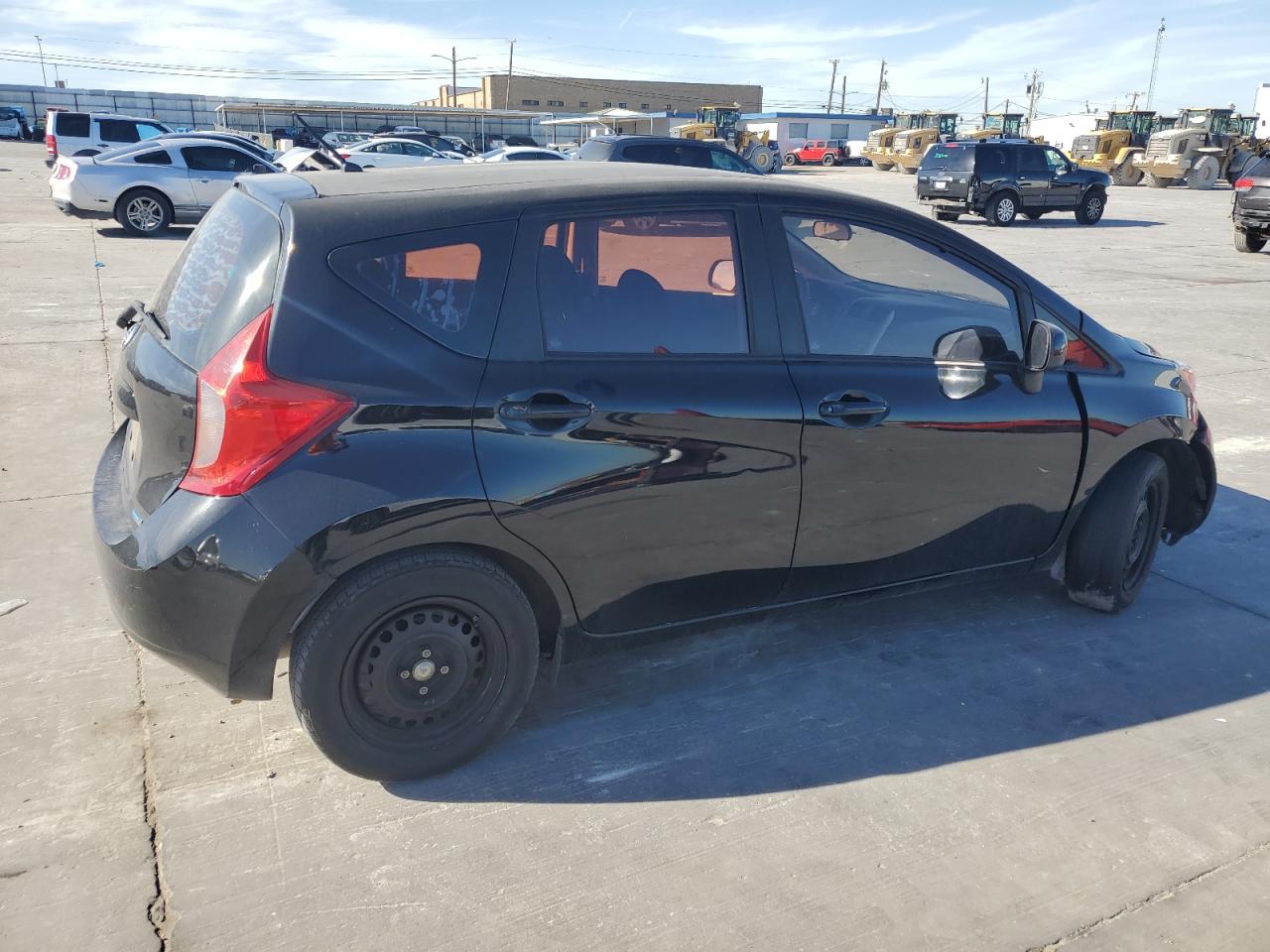 2014 Nissan Versa - Image 3