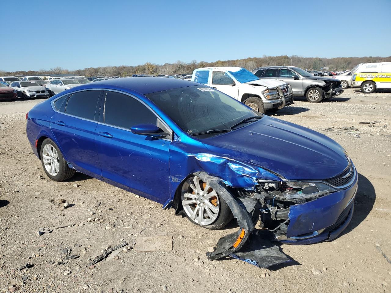 2015 Chrysler 200 - Image 4