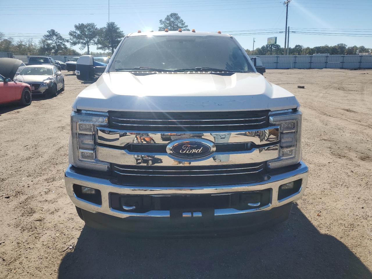 2017 Ford F350 - Image 5