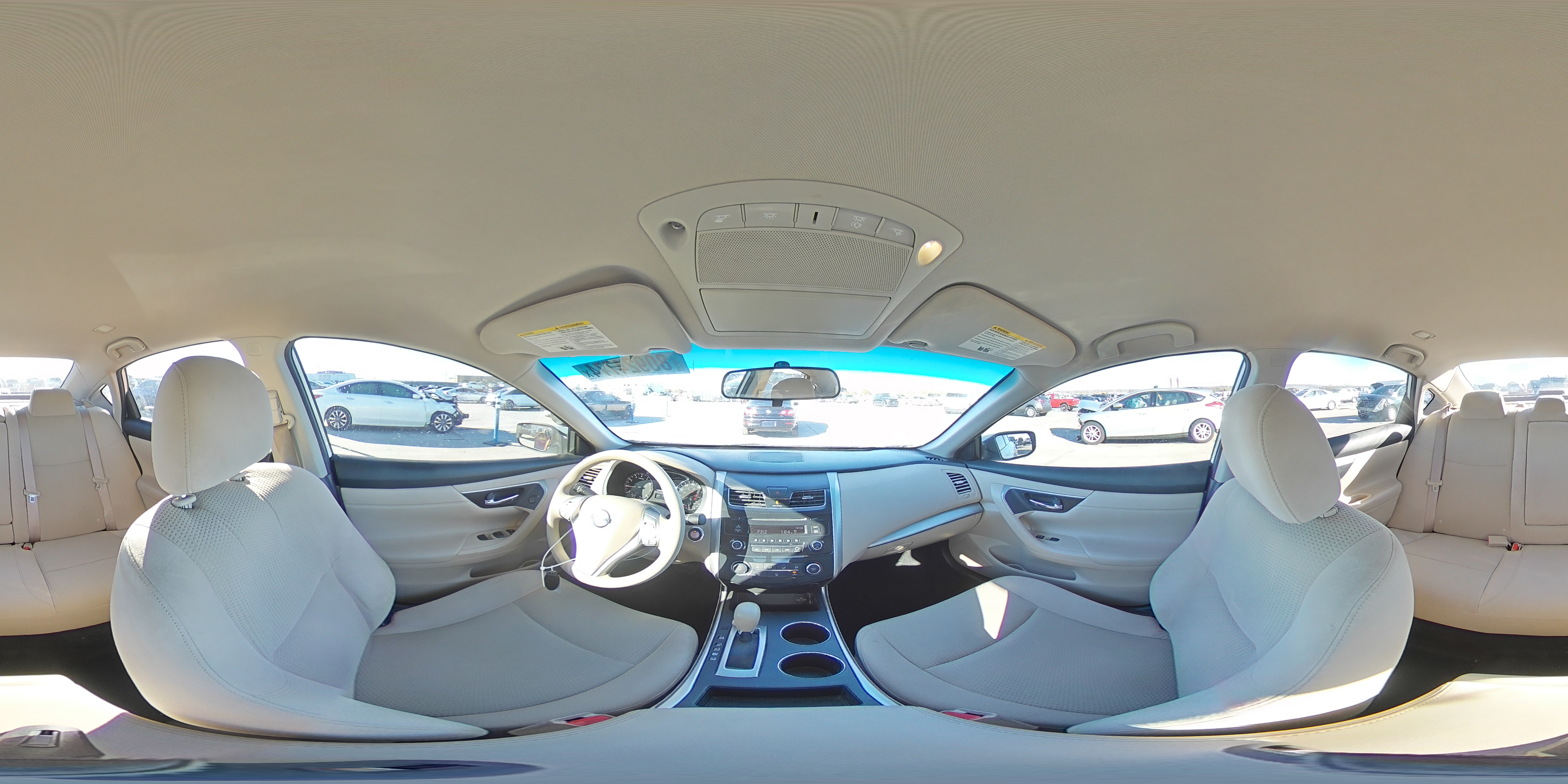 2015 Nissan Altima - Image 14