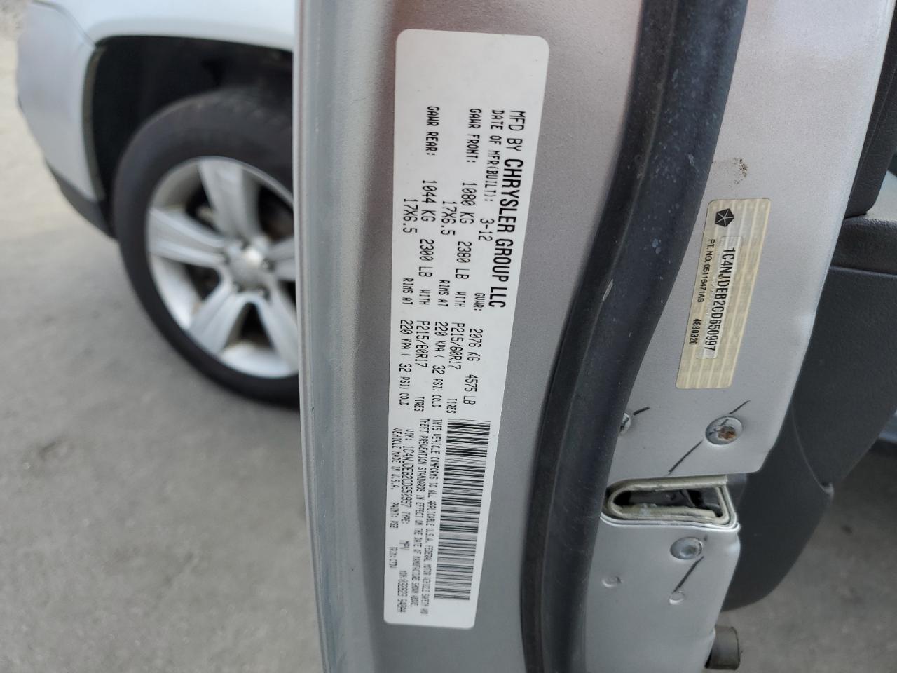 2012 Jeep Compass - Image 15