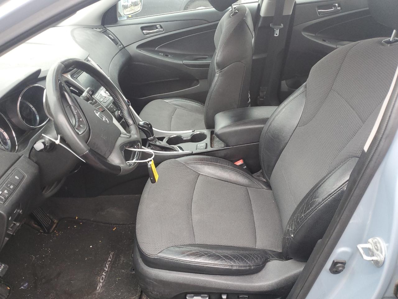 2013 Hyundai Sonata - Image 7