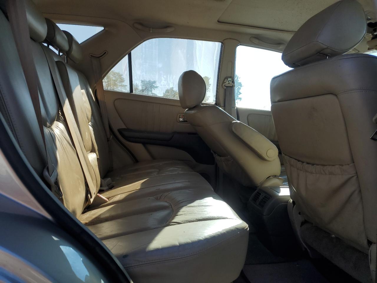 2003 Lexus RX - Image 11