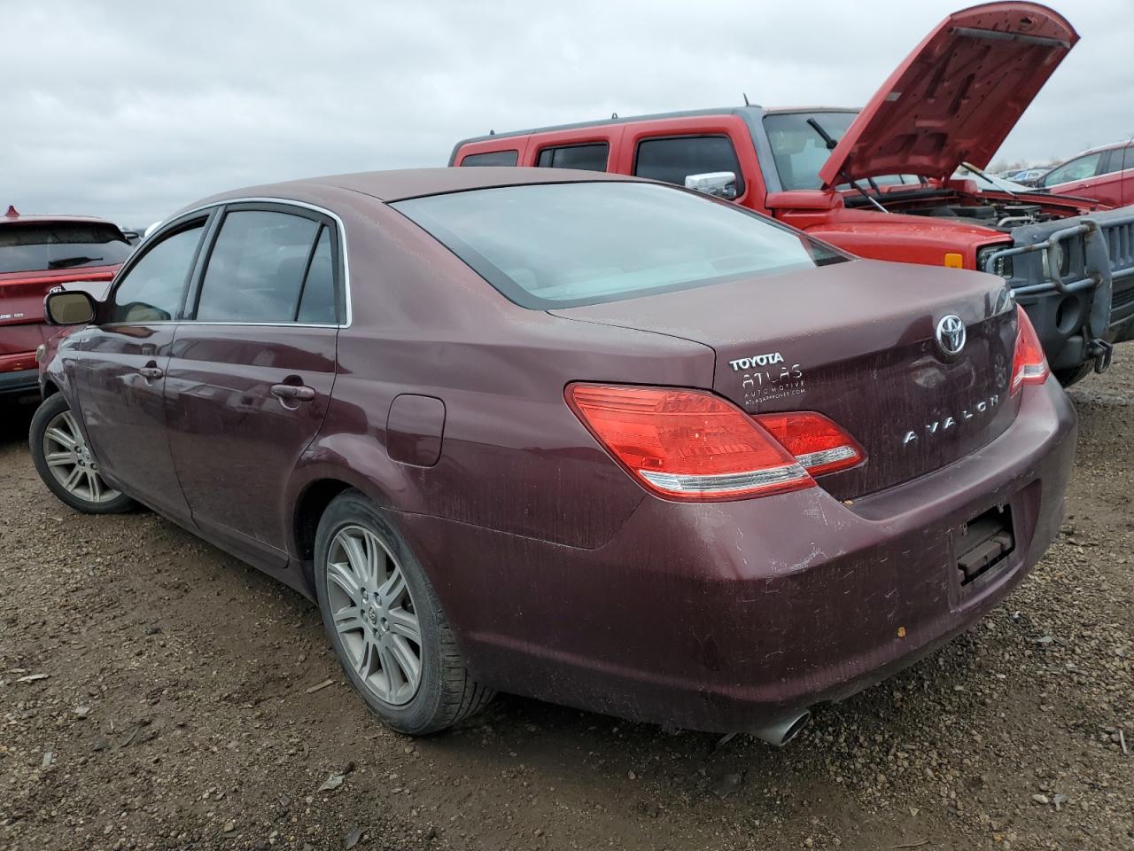 2006 Toyota Avalon - Image 2