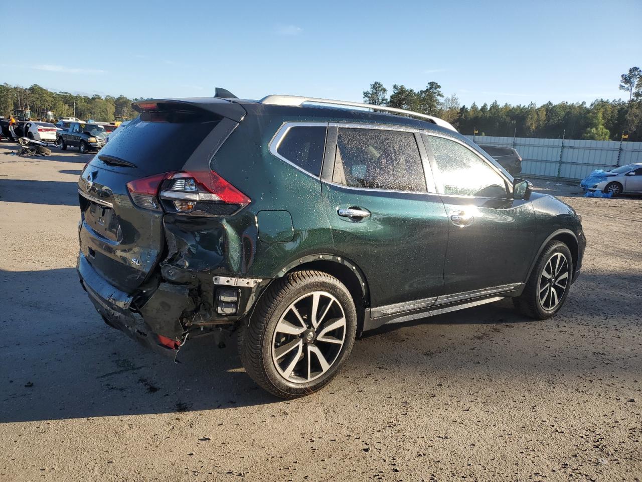 2020 Nissan Rogue - Image 3