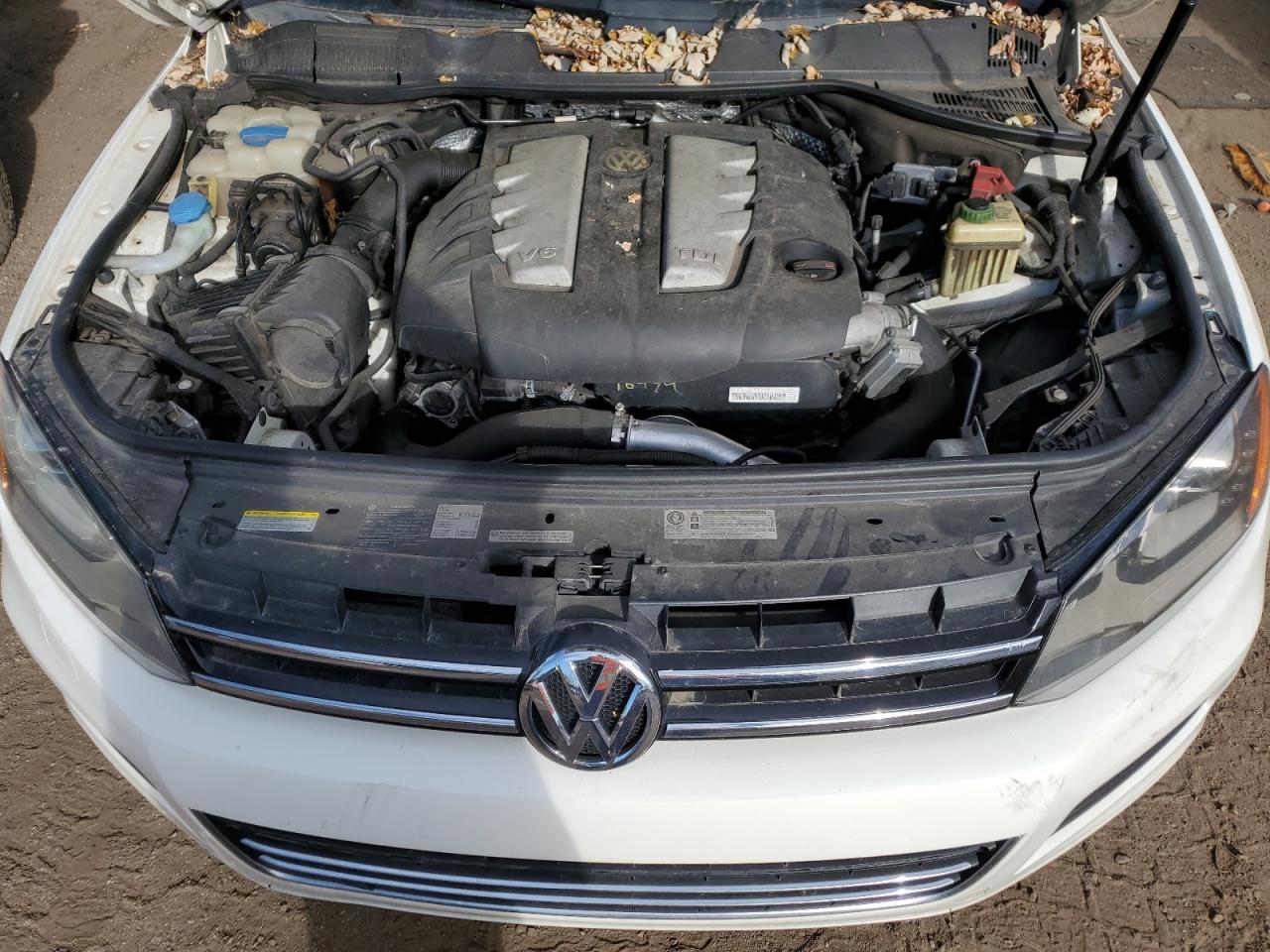 2012 Volkswagen Touareg V6 Tdi VIN: WVGFK9BP2CD003140 Lot: 81844264