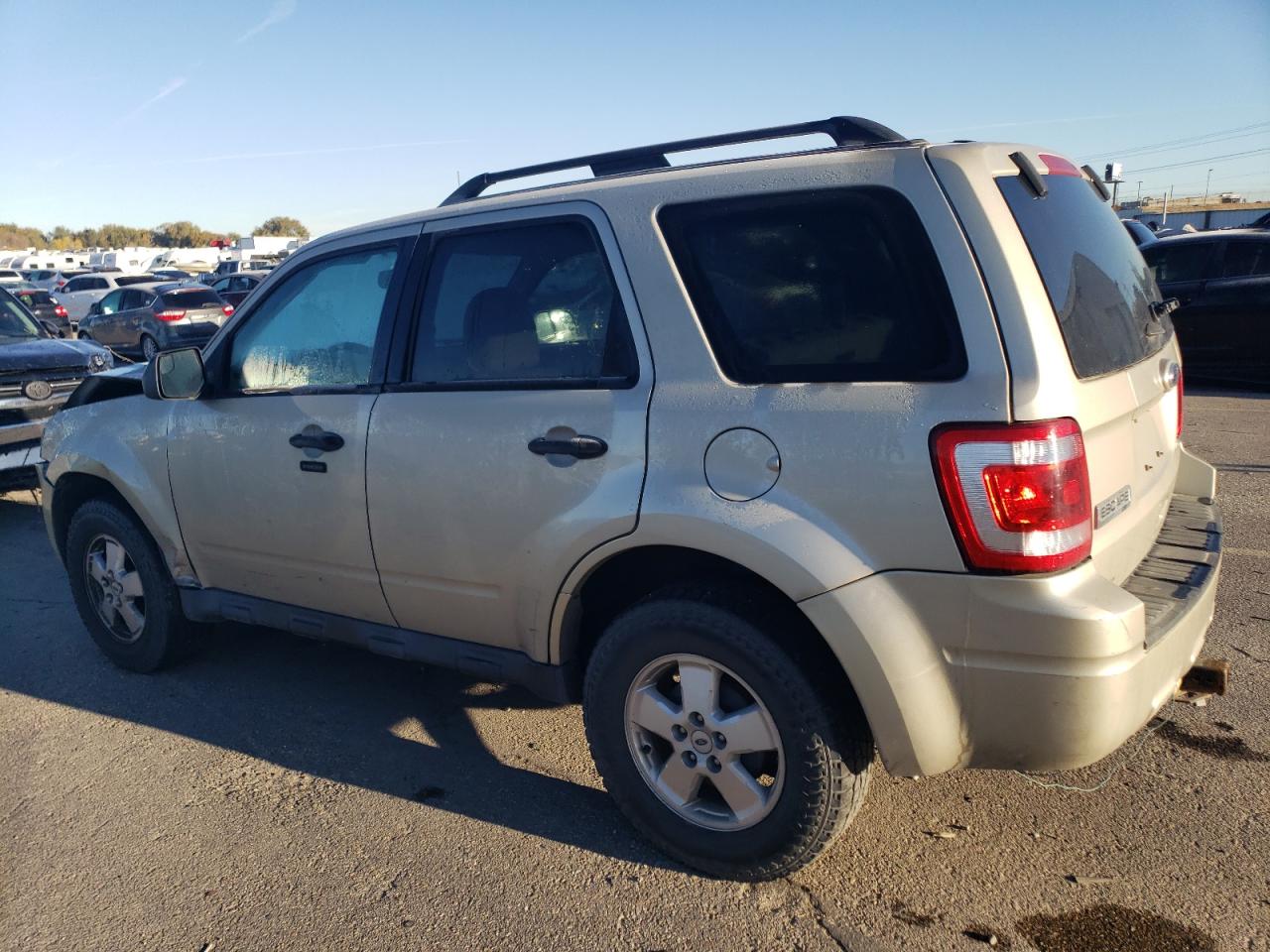 2011 Ford Escape - Image 2