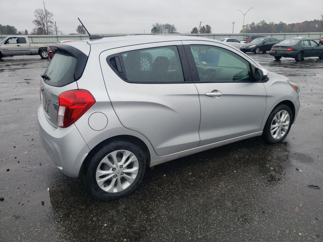 VIN KL8CD6SA9KC729263 2019 CHEVROLET SPARK no.3