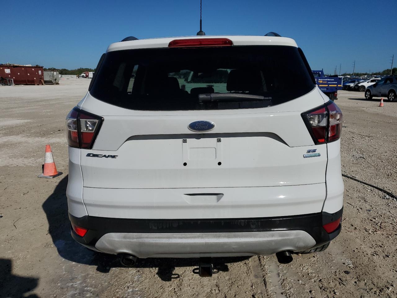 2017 Ford Escape Se VIN: 1FMCU0GD3HUC73220 Lot: 82136724