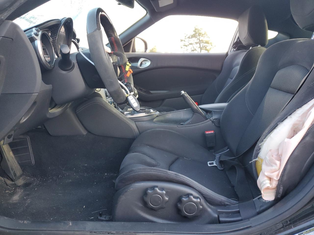 2017 Nissan 370Z - Image 7