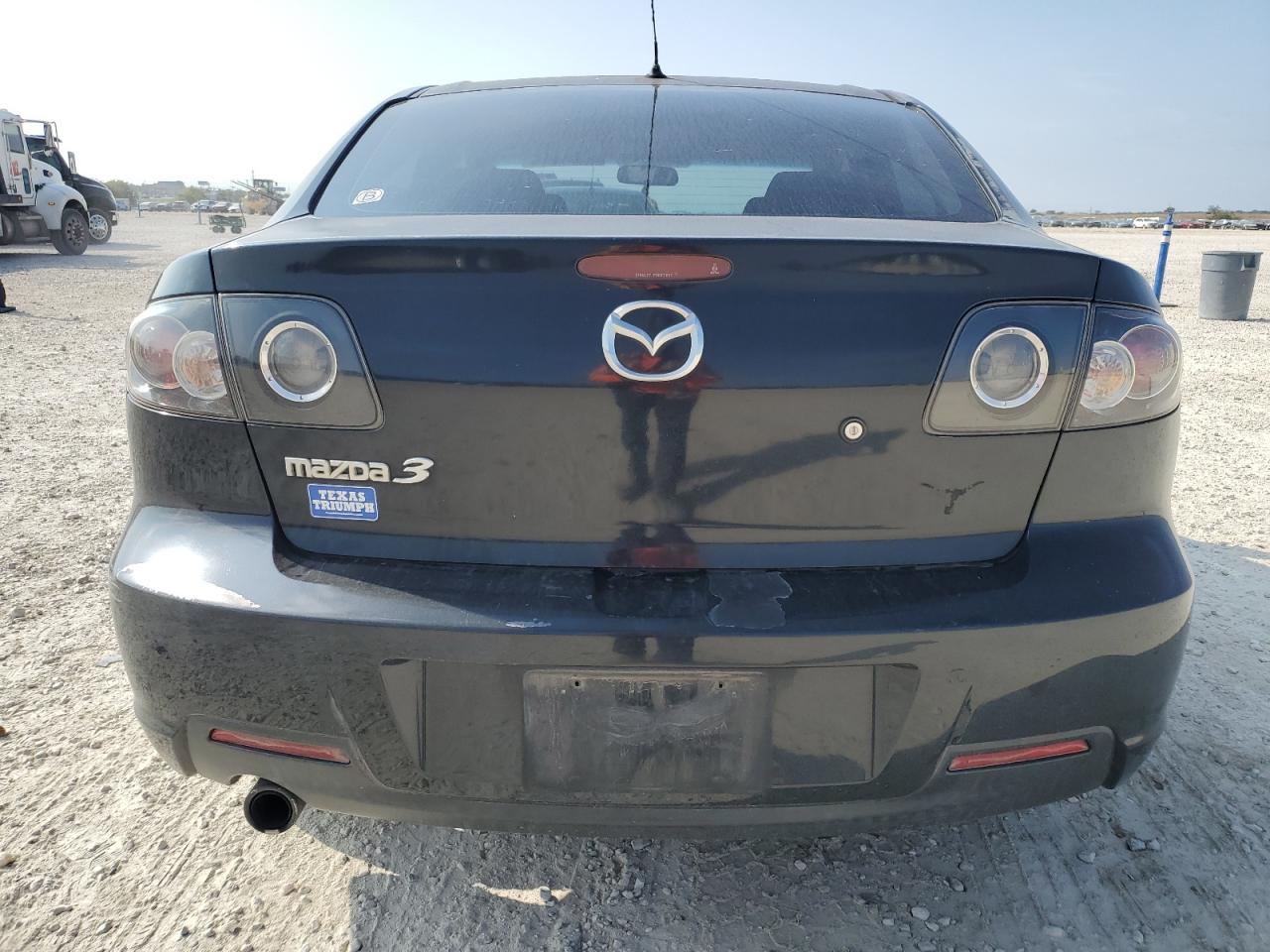 2009 Mazda 3 - Image 6