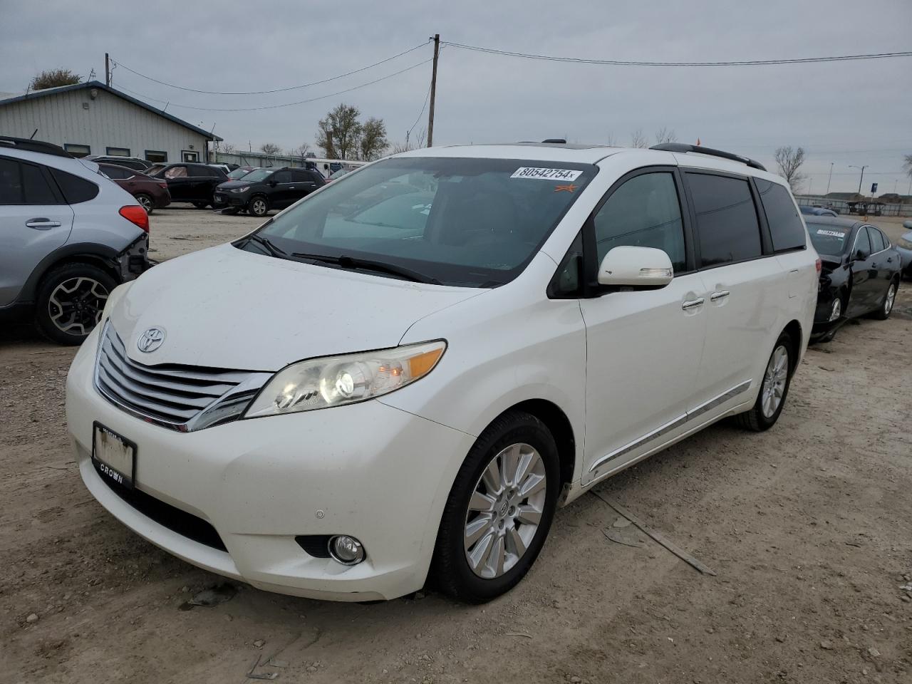 VIN 5TDYK3DCXDS297638 2013 TOYOTA All Models no.1