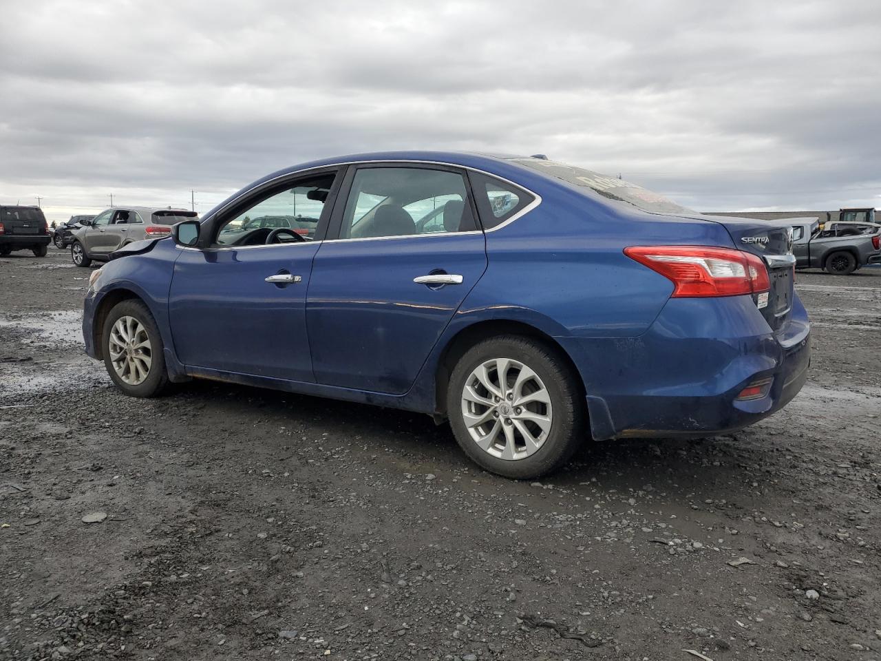 2018 Nissan Sentra - Image 2