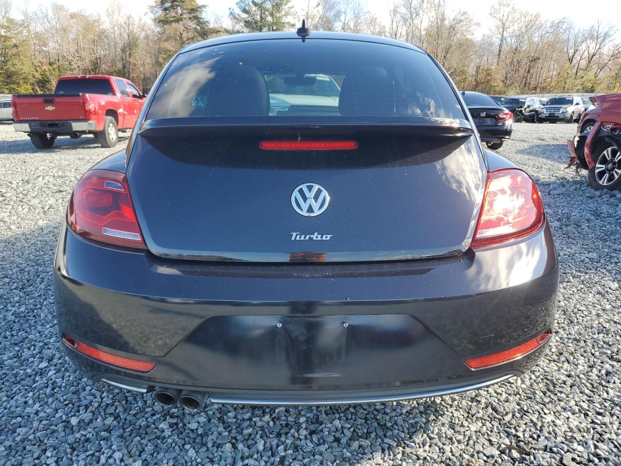 2018 Volkswagen Beetle Se VIN: 3VWJD7ATXJM709587 Lot: 80936204