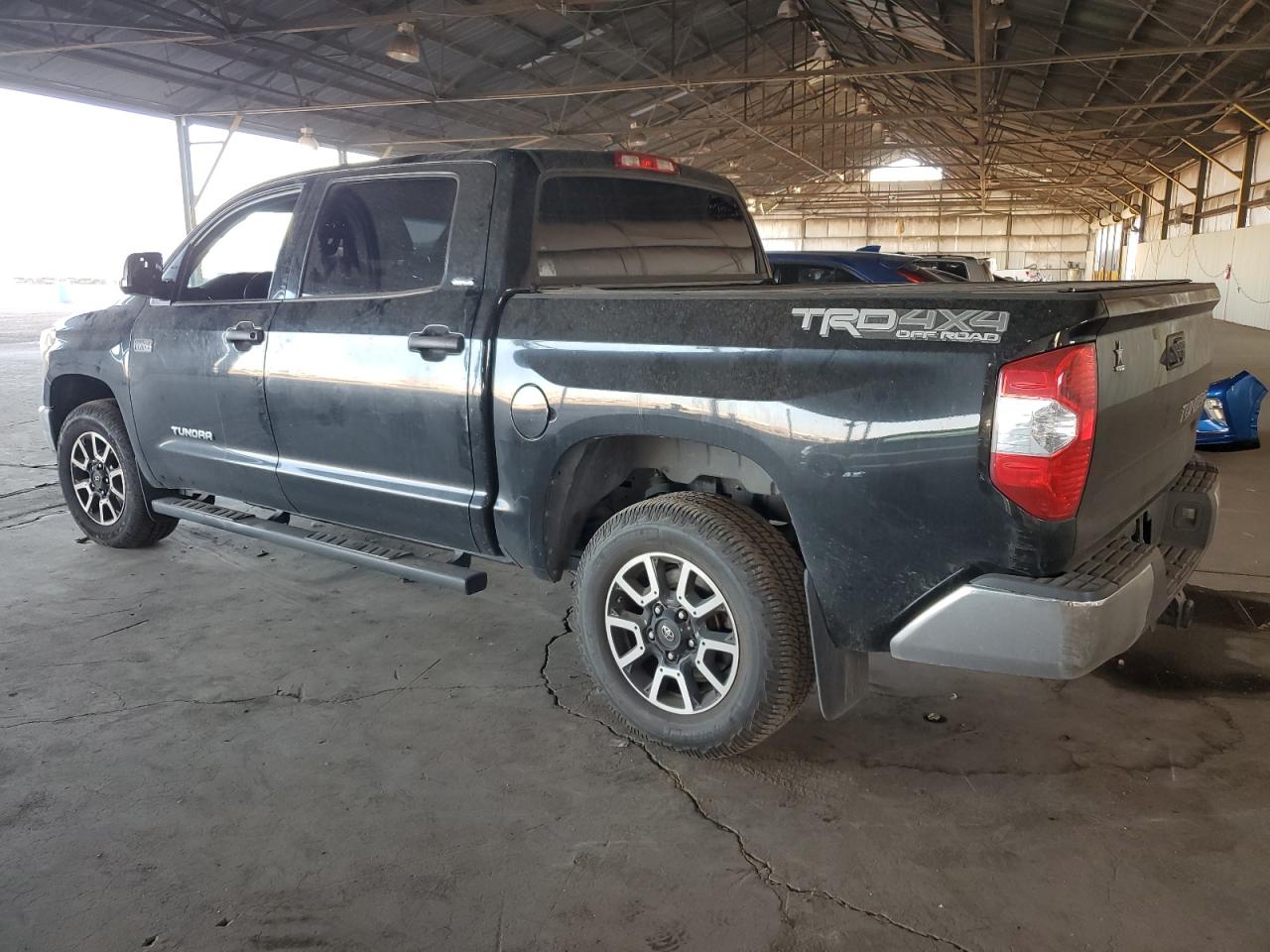 VIN 5TFDY5F17HX677654 2017 TOYOTA TUNDRA no.2