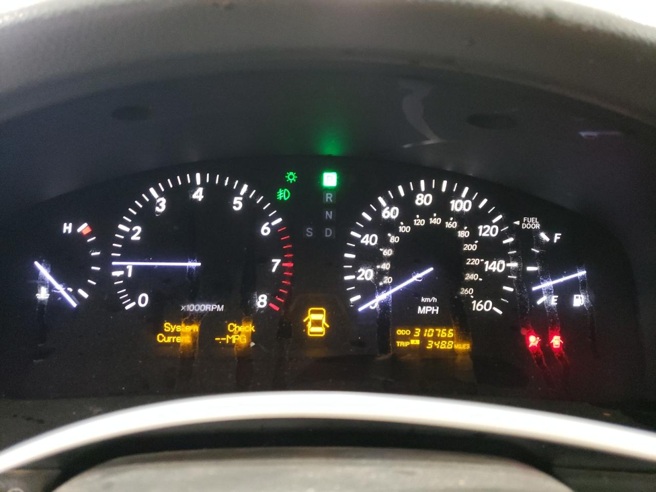 2004 Lexus LS - Image 9