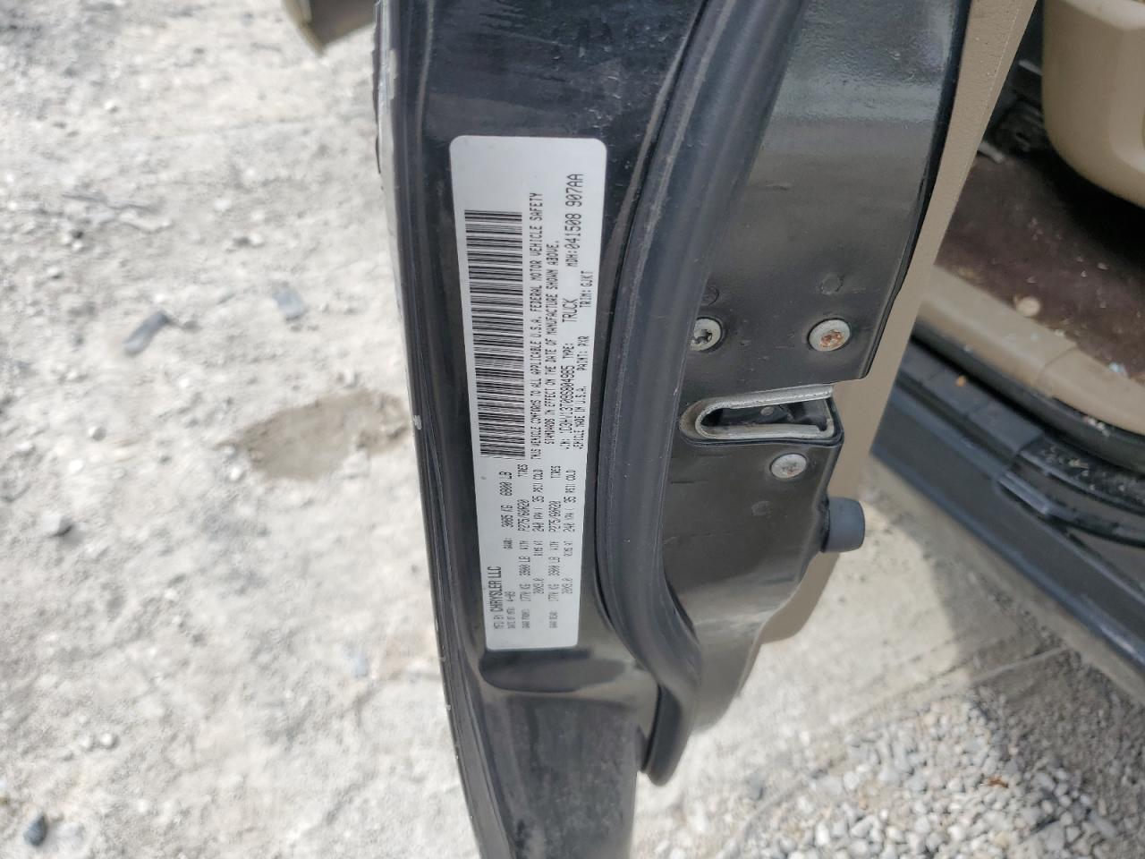 2009 Dodge RAM - Image 12