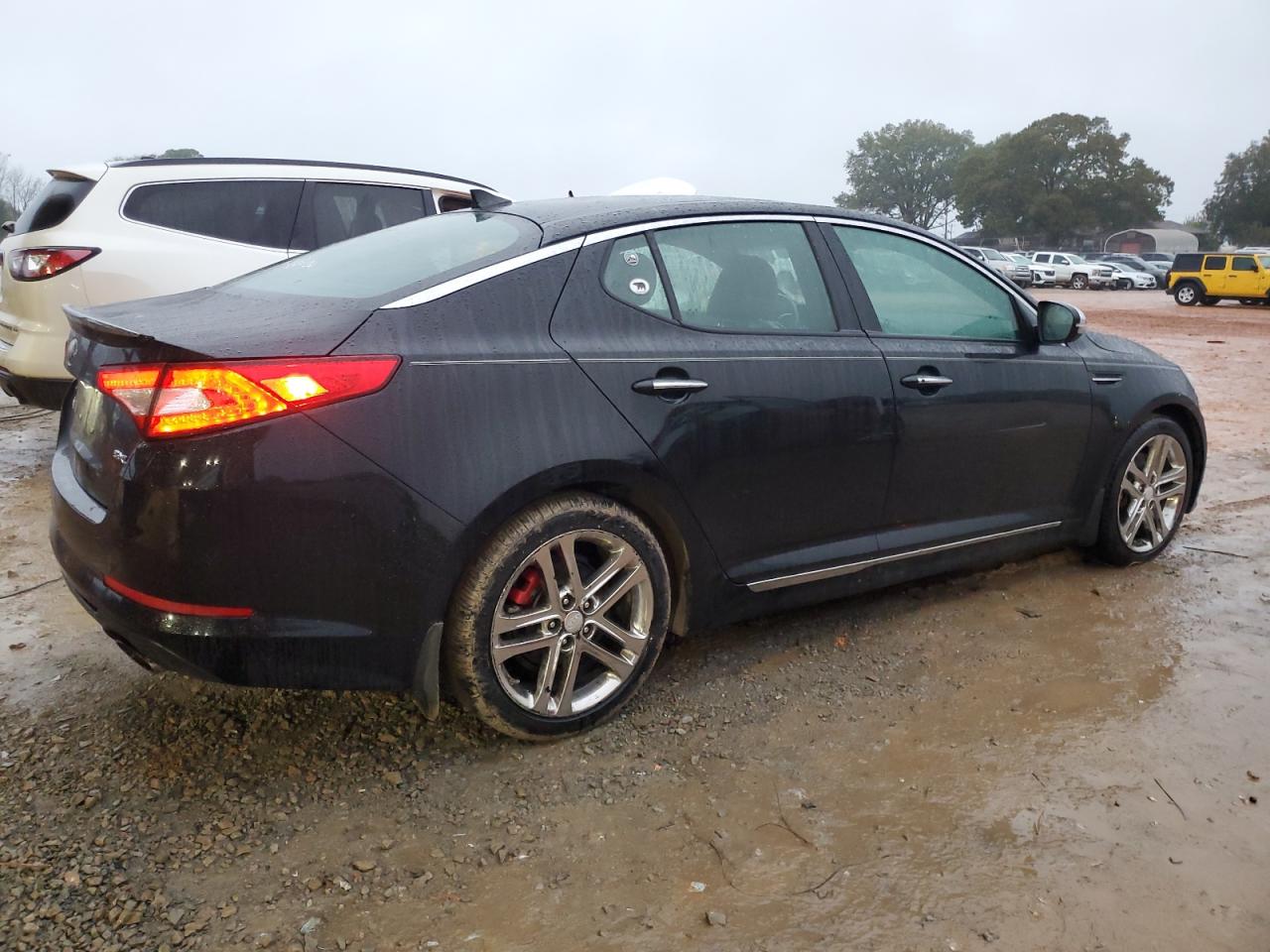 2013 Kia Optima - Image 3