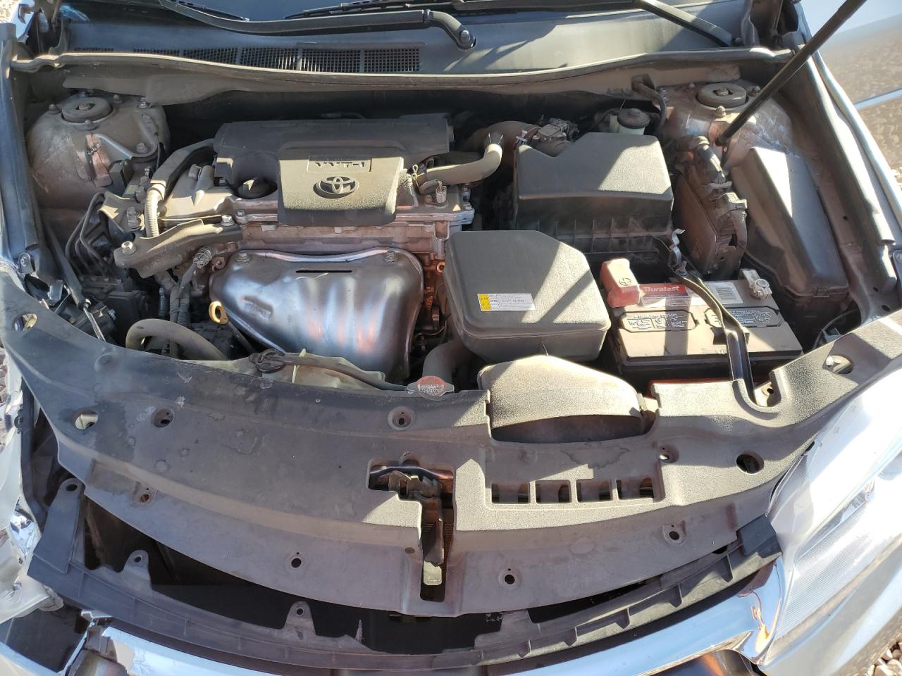 2016 Toyota Camry - Image 11