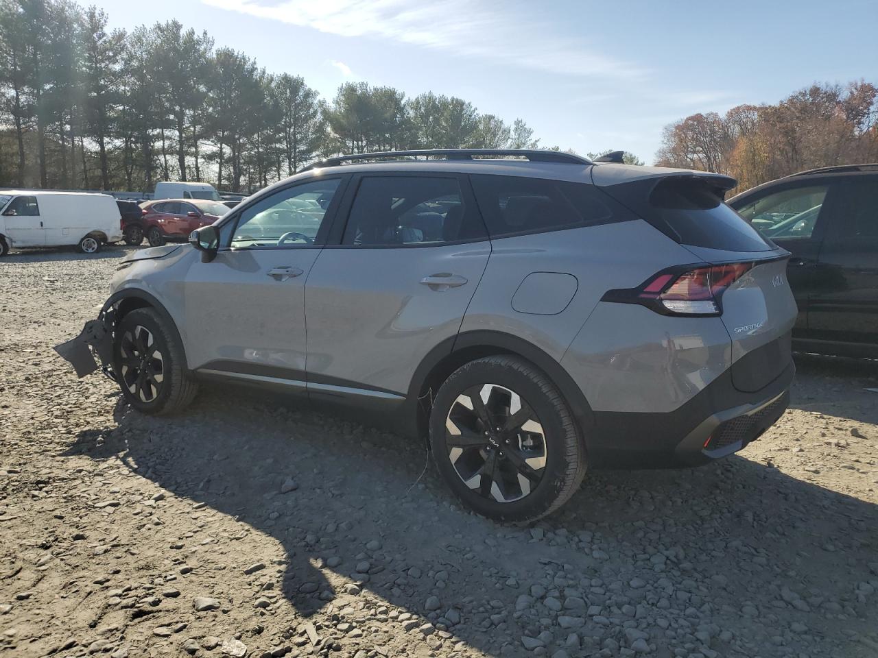 2024 Kia Sportage - Image 2