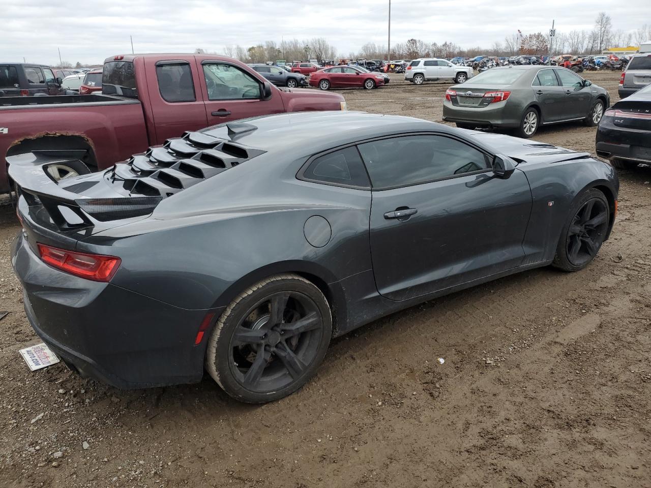 2016 Chevrolet Camaro - Image 3