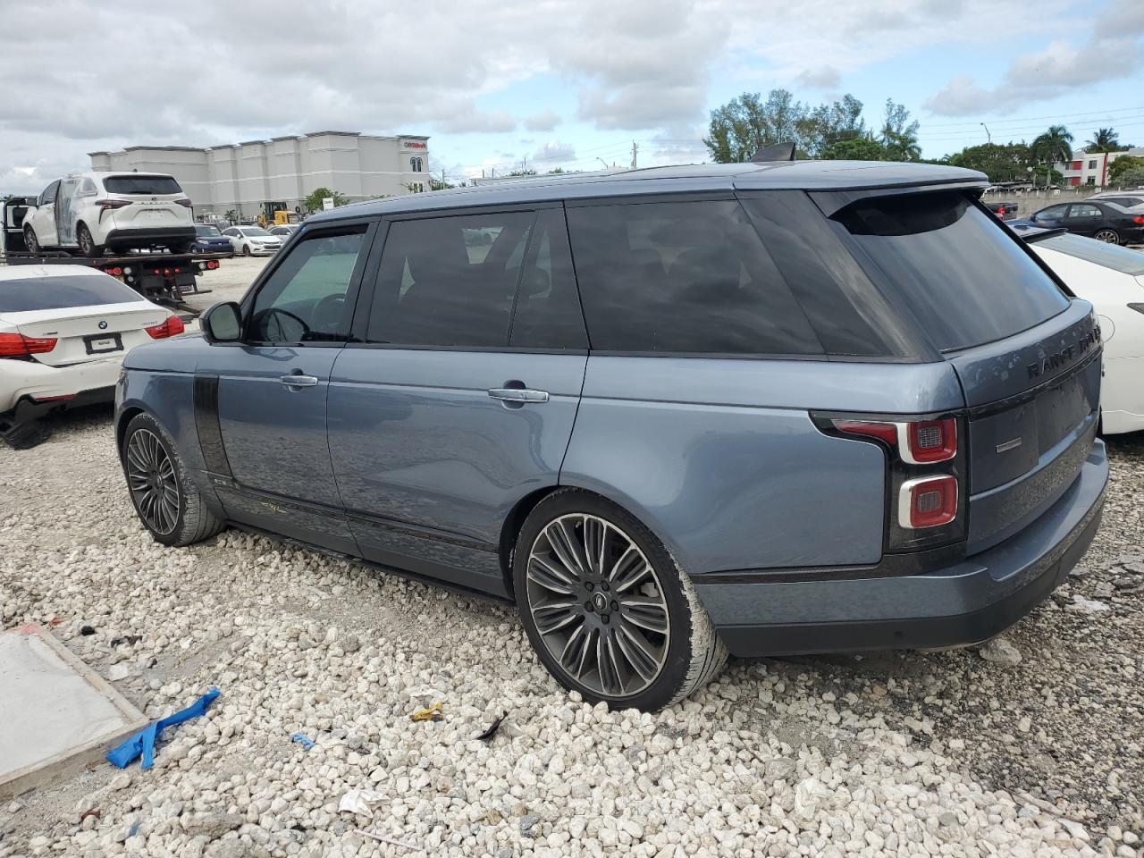 2019 Land Rover Range Rover - Image 2