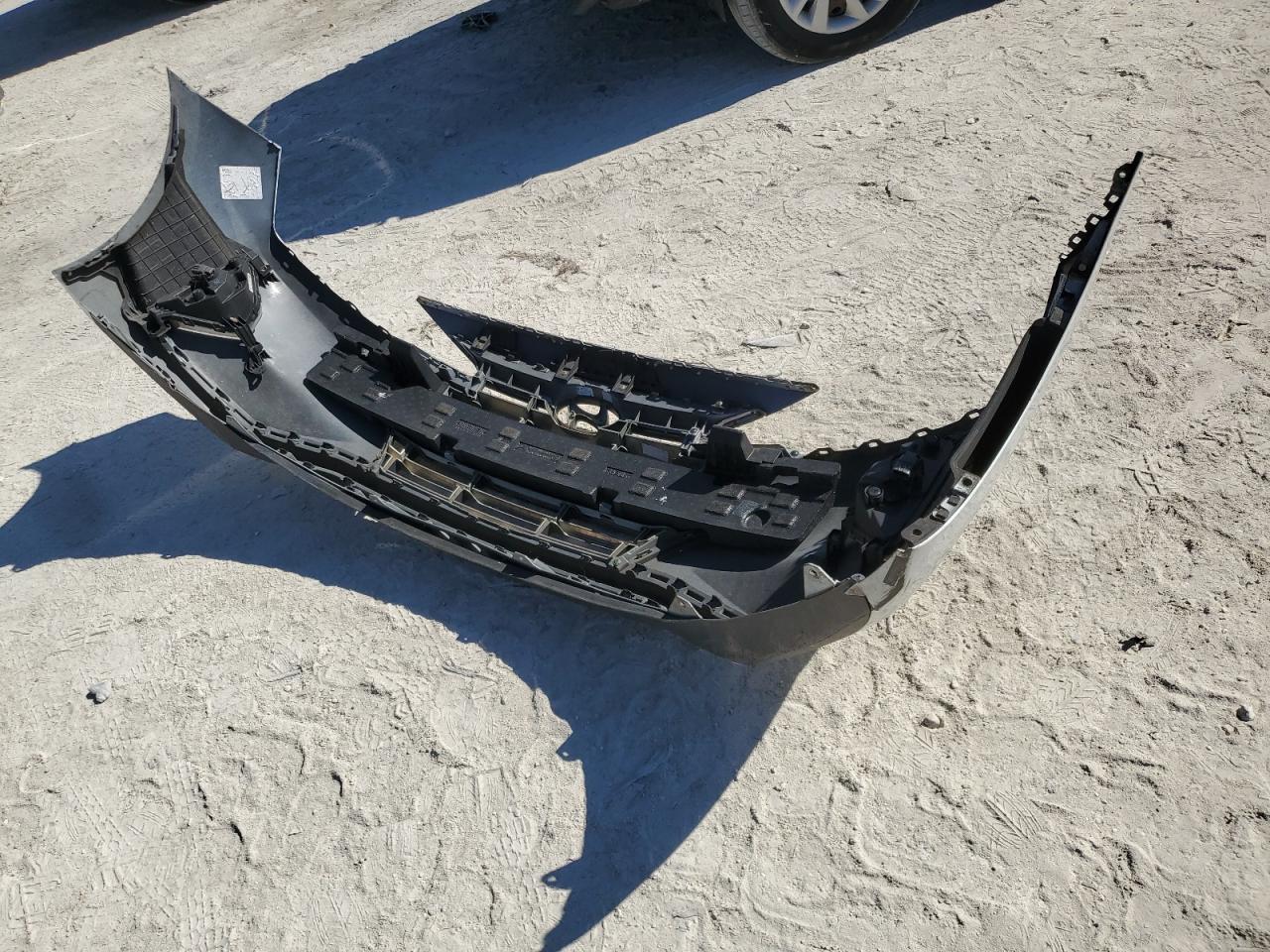 2019 Hyundai Elantra - Image 12
