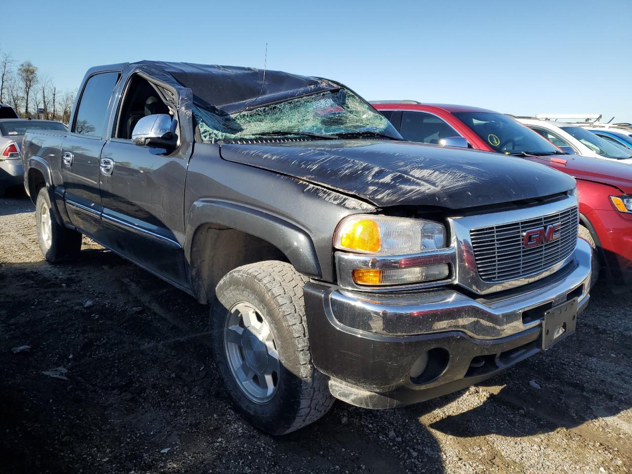 2005 GMC Sierra - Image 4