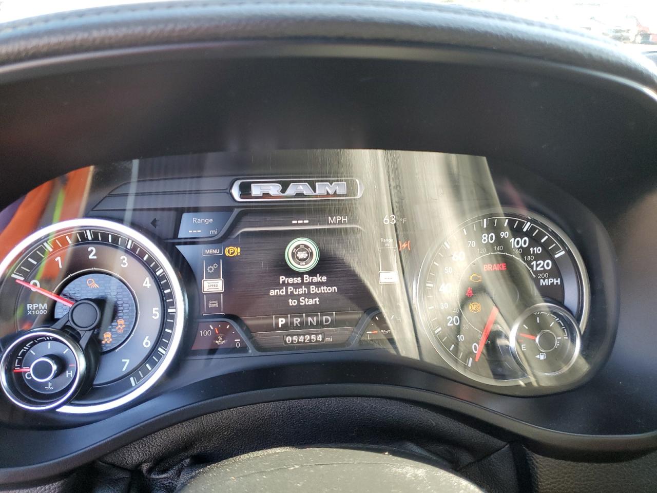 2020 RAM 1500 - Image 9